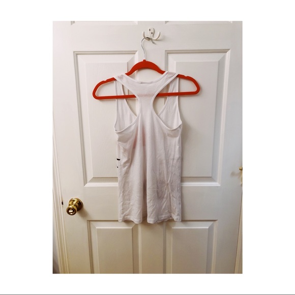 ♥️ (Sanrio) Hello Kitty Racerback Tanktop - Picture 3 of 4